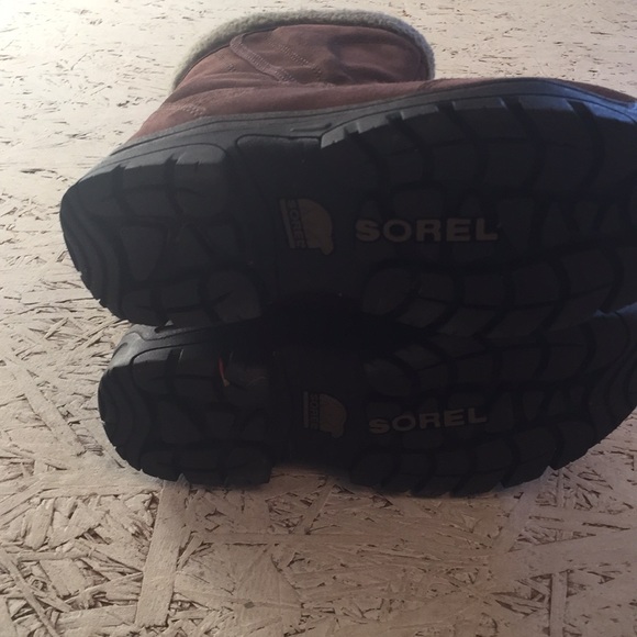 Sorel Waterproof Boots - Picture 2 of 8